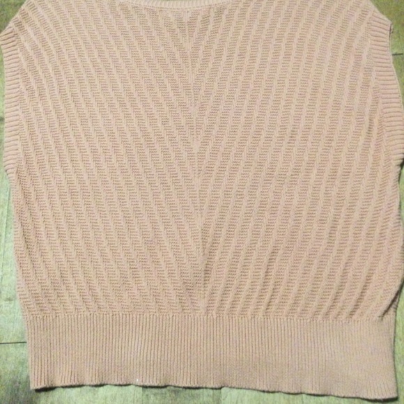 Womens knitted vest shirt - Picture 2 of 3